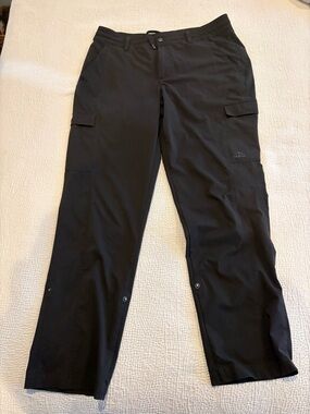 LL Bean - Women’s Mountainside Pant in  Black